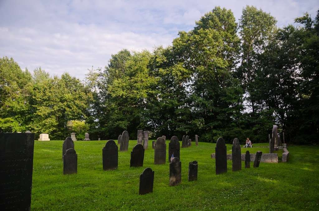 Pine Hill Cemetery | Hollis, NH 03049