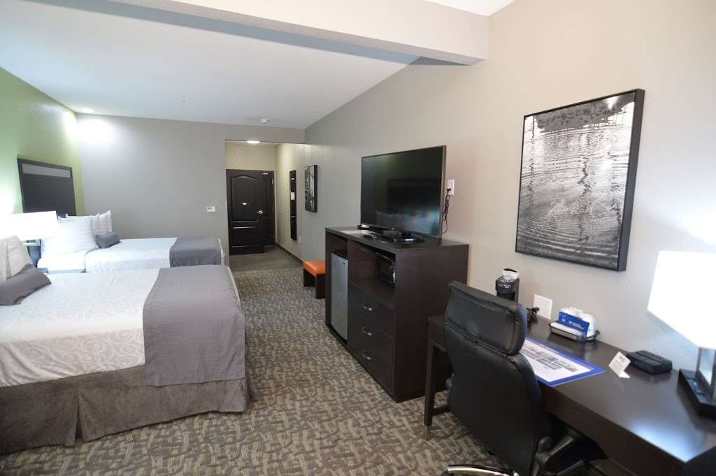 Best Western Plus Bay City Inn & Suites | 501 7th St, Bay City, TX 77414, USA | Phone: (979) 557-0678