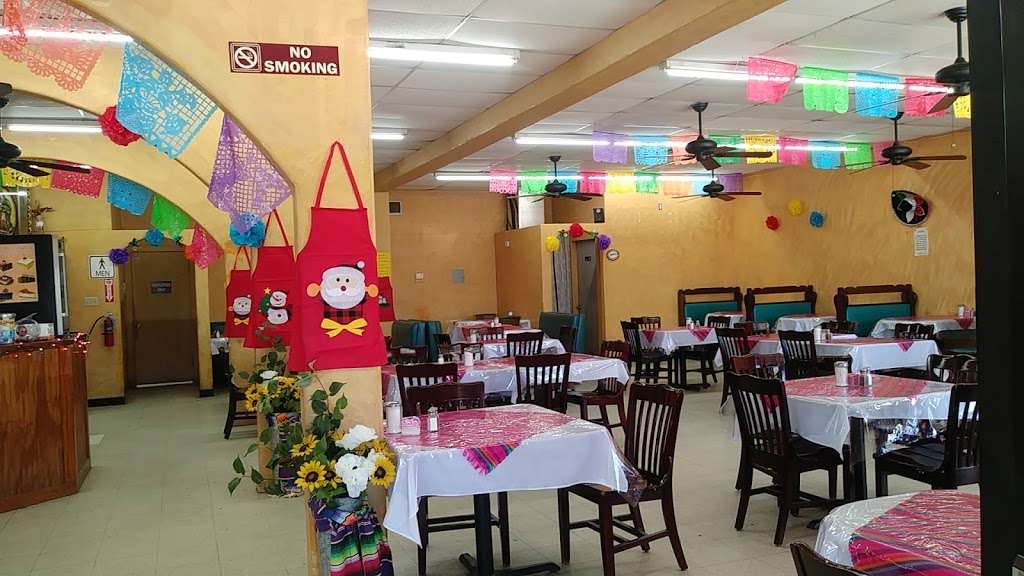El CAMPESINO MEXICAN RESTAURANT | 5567 Old Seguin Rd, Kirby, TX 78219, USA | Phone: (210) 233-9771
