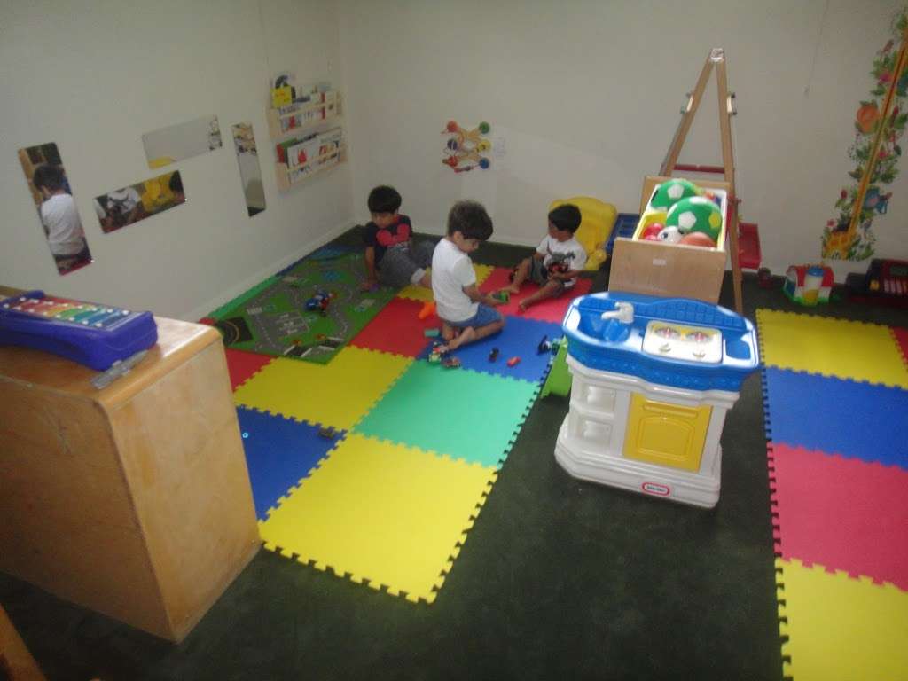 The Kids House Bilingual and Child Development Day Care | 10504 Wheatley St, Kensington, MD 20895, USA | Phone: (240) 482-9719