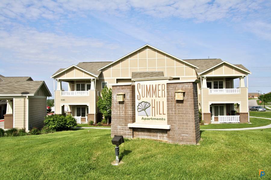 Summer Hill Apartments & Townhomes | 5550 Union Hill Rd, Lincoln, NE 68516, USA | Phone: (402) 434-5553