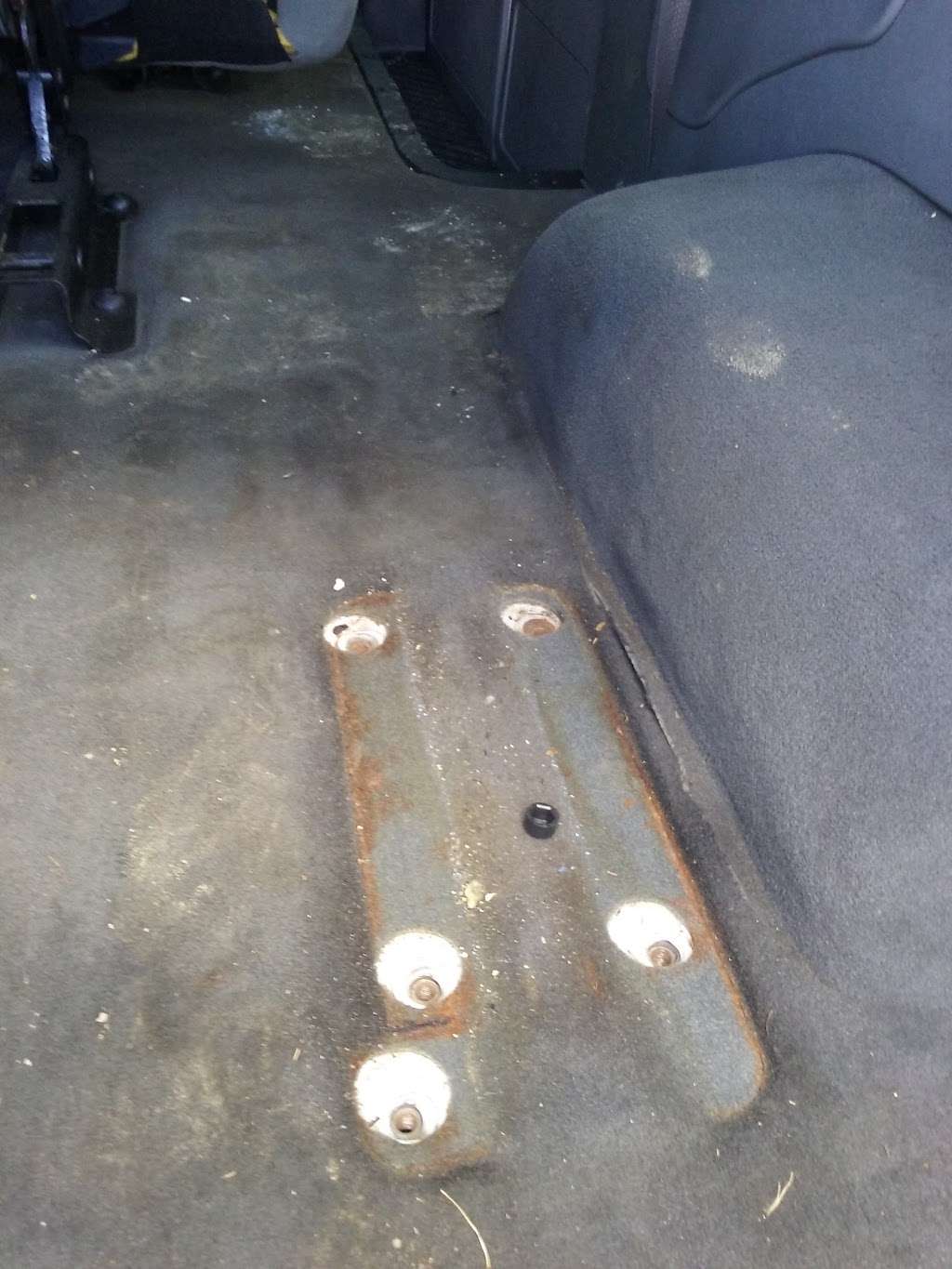 Eastside Mower | 18201 E Colonial Dr, Orlando, FL 32820, USA | Phone: (407) 568-5900
