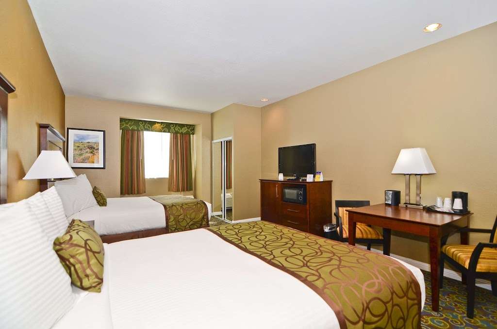 Best Western California City Inn & Suites | 10386 California City Blvd, California City, CA 93505 | Phone: (760) 373-1369