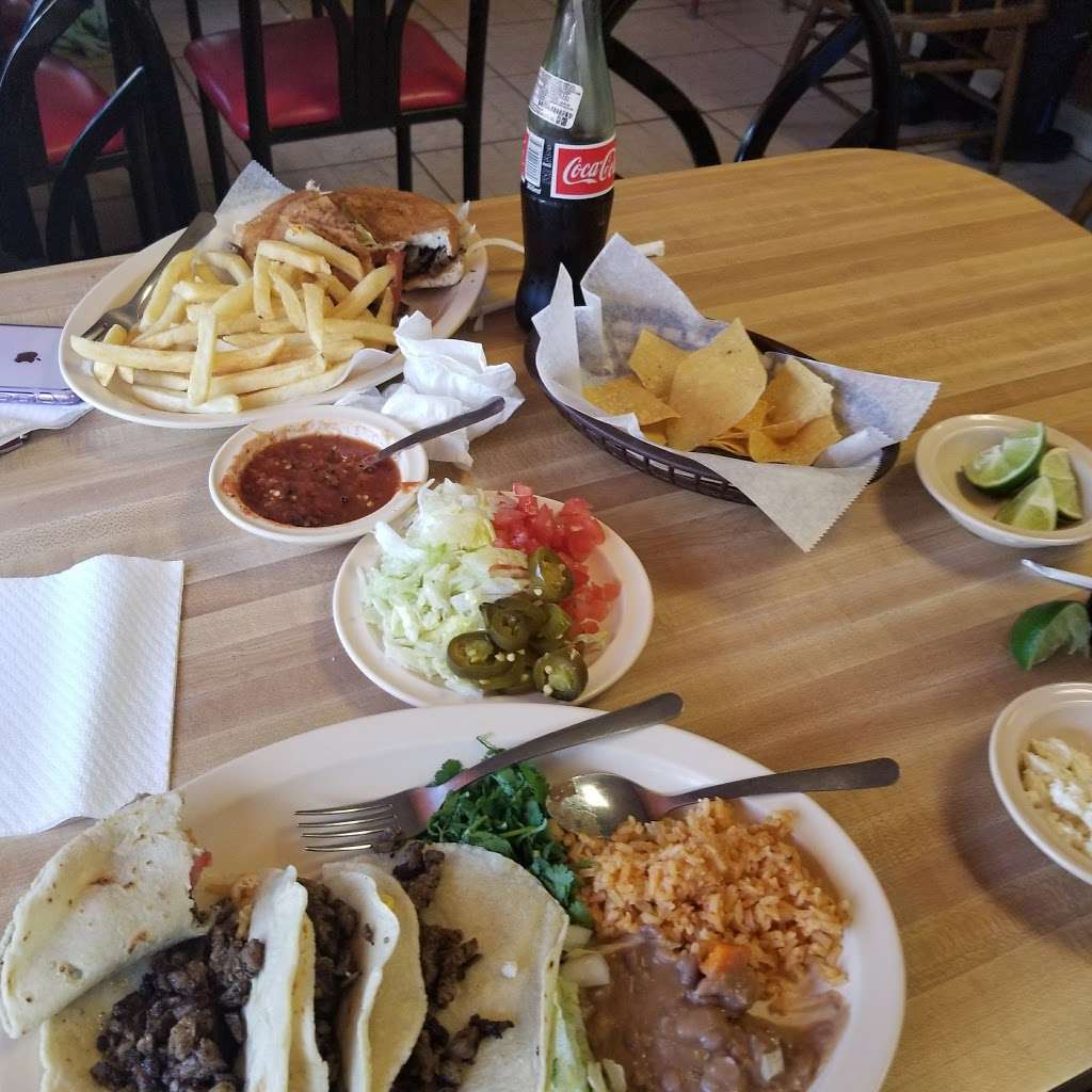 Tacos Don Pepes | 809 S Park Ave, Apopka, FL 32703 | Phone: (407) 884-6311