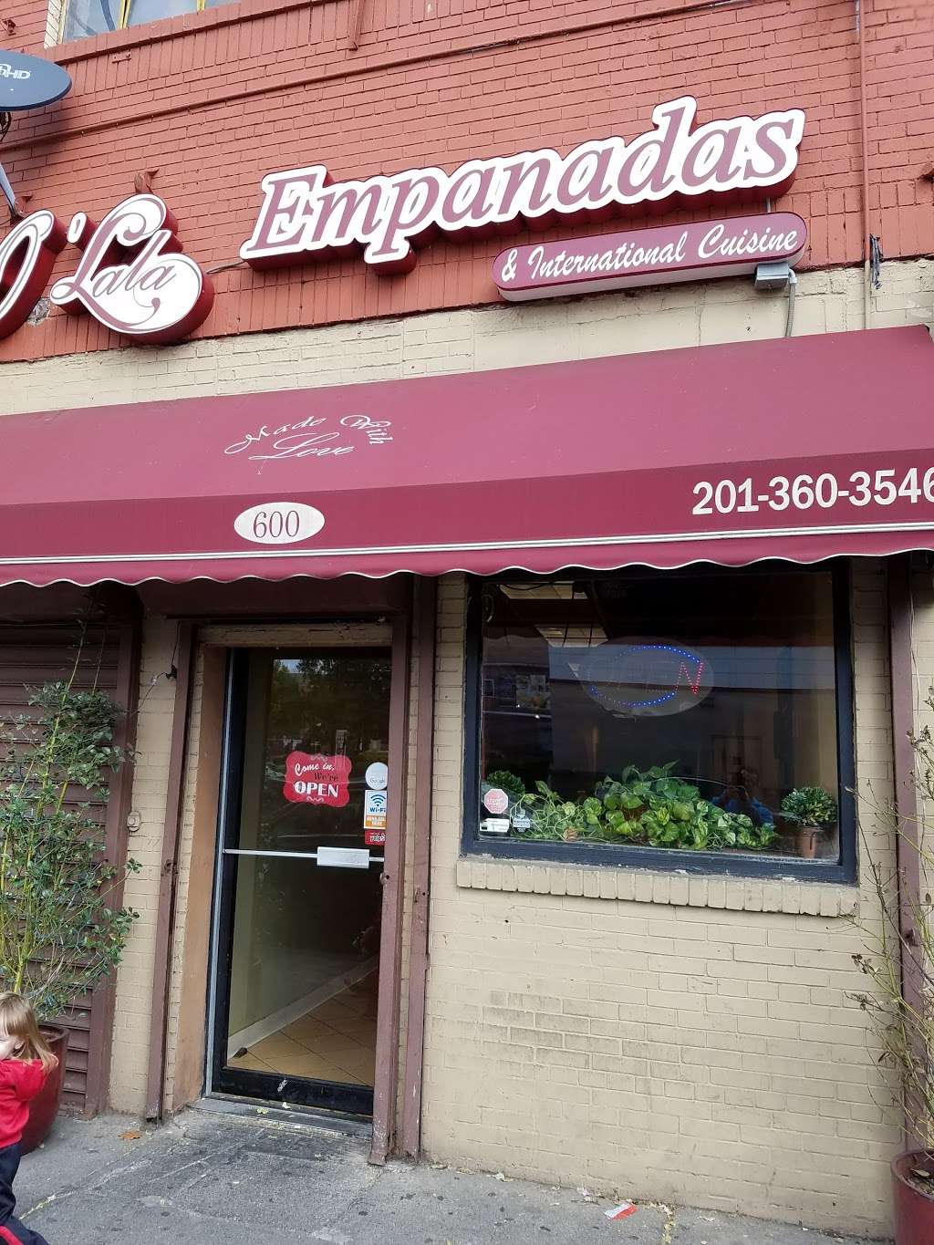 OLaLa Empanadas | 600 Communipaw Ave, Jersey City, NJ 07304, USA | Phone: (201) 360-3546
