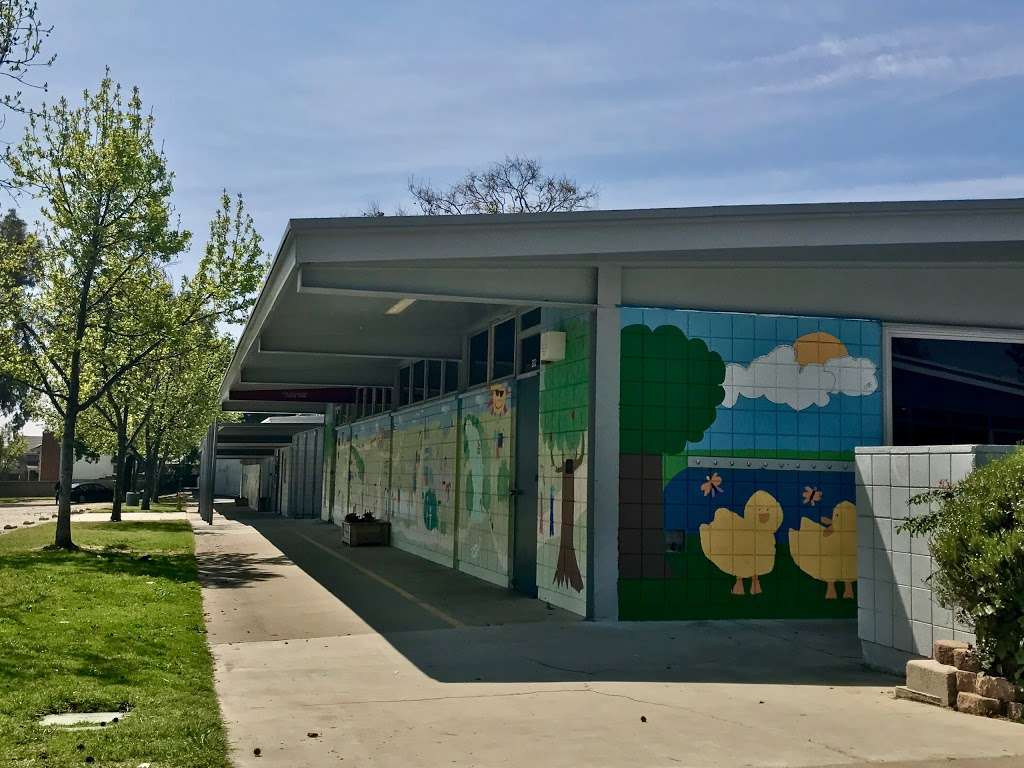 Sunset Lane Elementary School | 2030 Sunset Ln, Fullerton, CA 92833, USA | Phone: (714) 447-7750