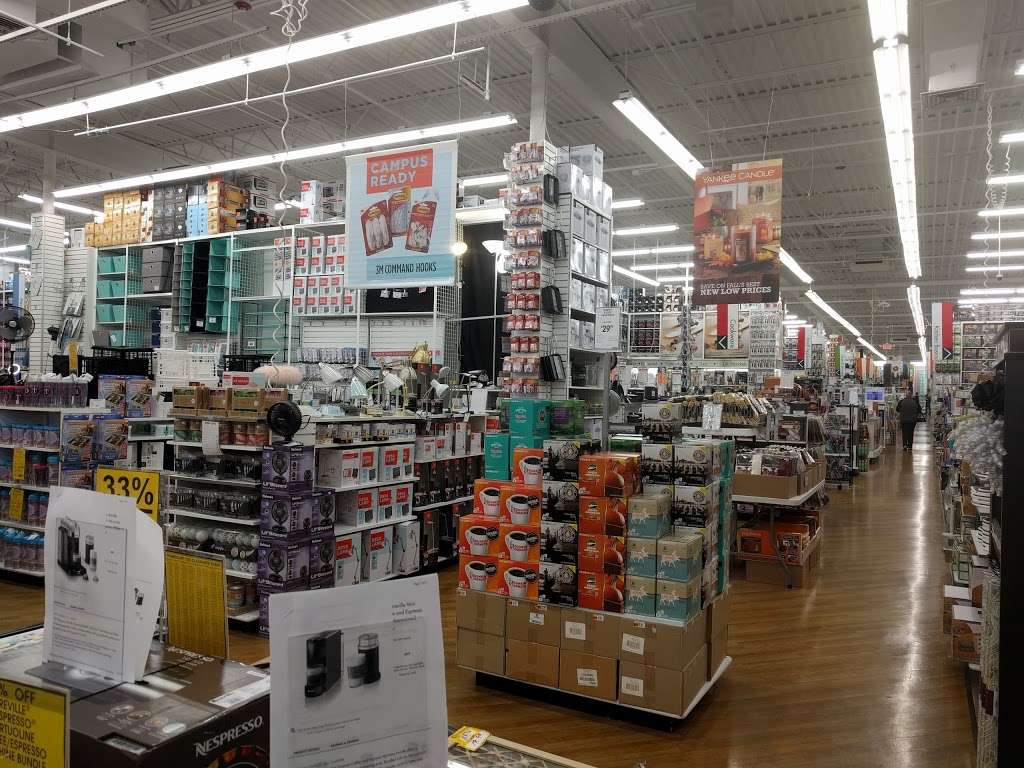 Bed Bath & Beyond | 367 Broadway, Saugus, MA 01906 | Phone: (781) 233-1302