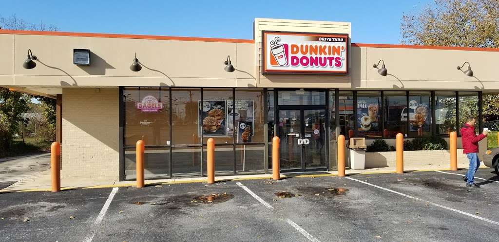 Dunkin Donuts | 201 S Dupont Hwy, New Castle, DE 19720, USA | Phone: (302) 322-6565