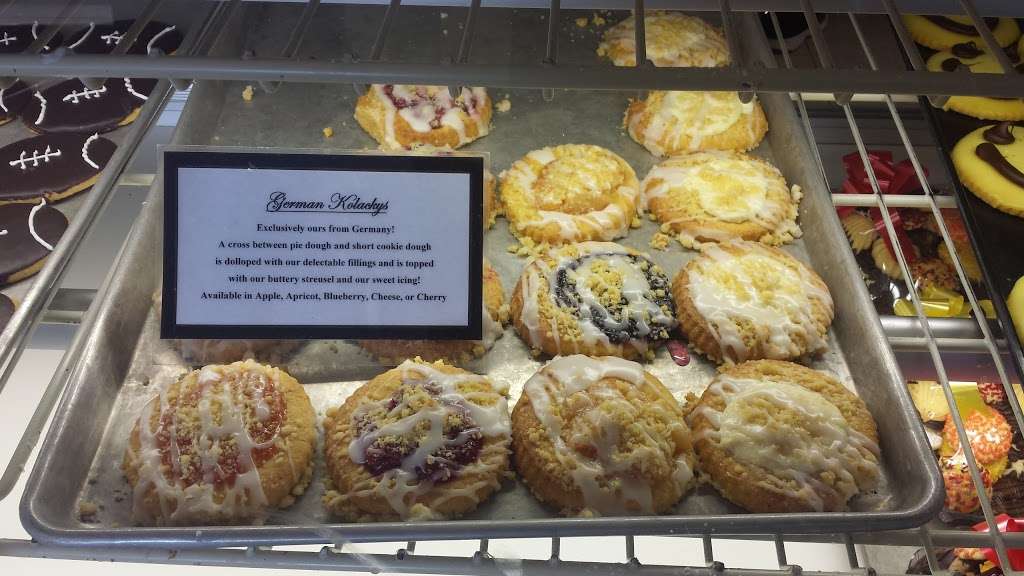 Sauers Bakery | 788 Army Trail Rd, Carol Stream, IL 60188, USA | Phone: (630) 830-6119