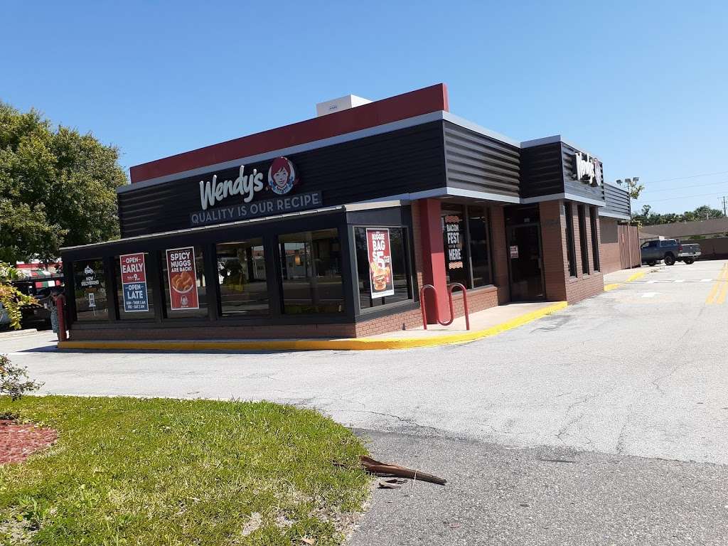 Wendys | 1959 S Ridgewood Ave, South Daytona, FL 32119, USA | Phone: (386) 788-4729