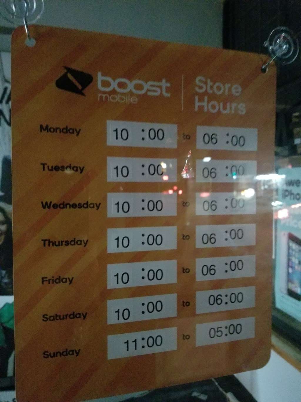 Boost Outlet | 7040 W Greenfield Ave, Milwaukee, WI 53214, USA | Phone: (414) 258-1111