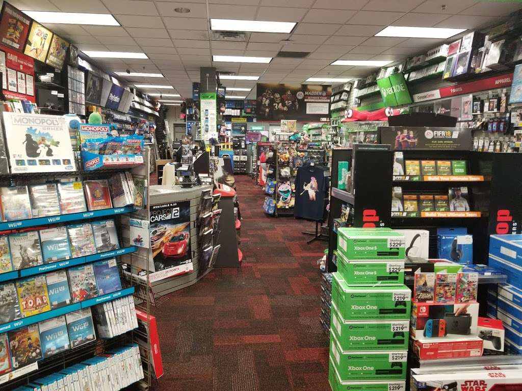 GameStop | 2740 Hillside Dr, Delafield, WI 53018, USA | Phone: (262) 646-3858