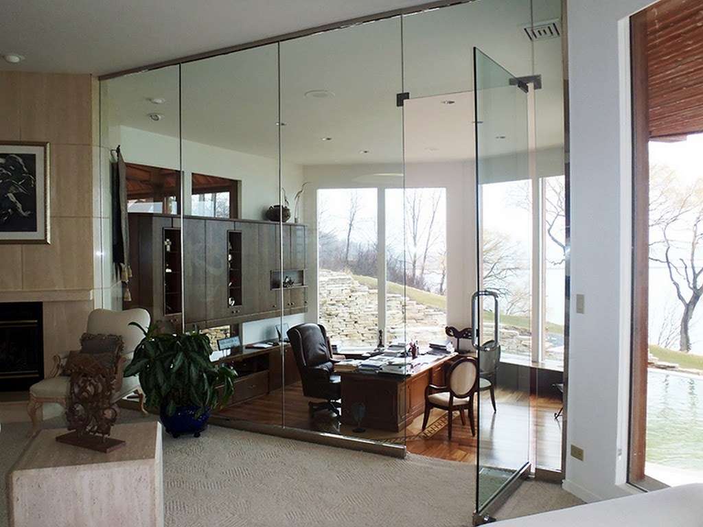 Creative Mirror & Shower | 2141 West Army Trail Road, Addison, IL 60101, USA | Phone: (630) 543-1166