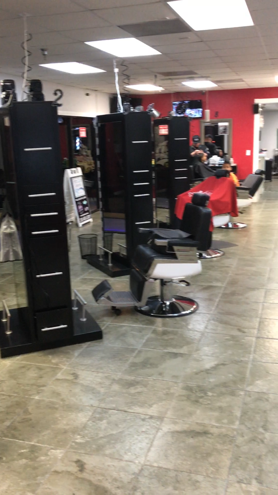 First Impressions Barbershop & Hair Salon | 500 S Duncan Dr, Tavares, FL 32778, USA | Phone: (352) 609-2513