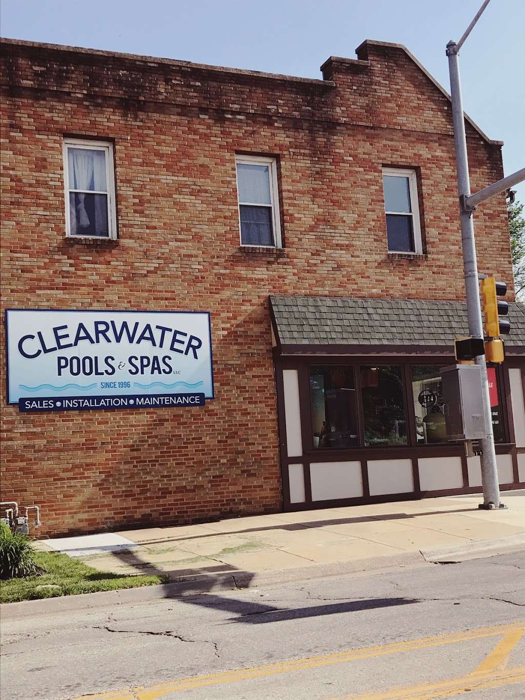 Clearwater Pools & Spas, LLC | 901 S 4th St, Leavenworth, KS 66048, USA | Phone: (913) 651-2494