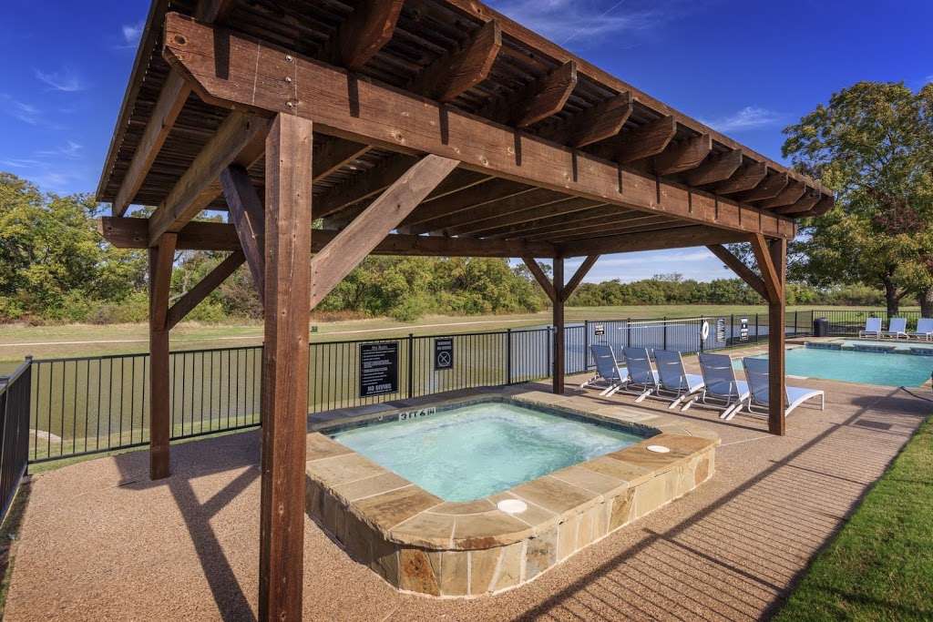 Lakeside at Coppell Apartments | 620 N Coppell Rd, Coppell, TX 75019, USA | Phone: (972) 304-4930