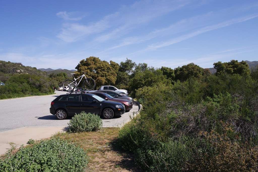 San Juan Loop Trailhead | Lake Elsinore, CA 92530