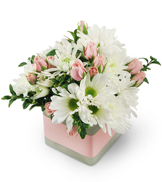 Helens Flowers | 7 Wellwood Ave, Farmingdale, NY 11735, USA | Phone: (631) 752-1887