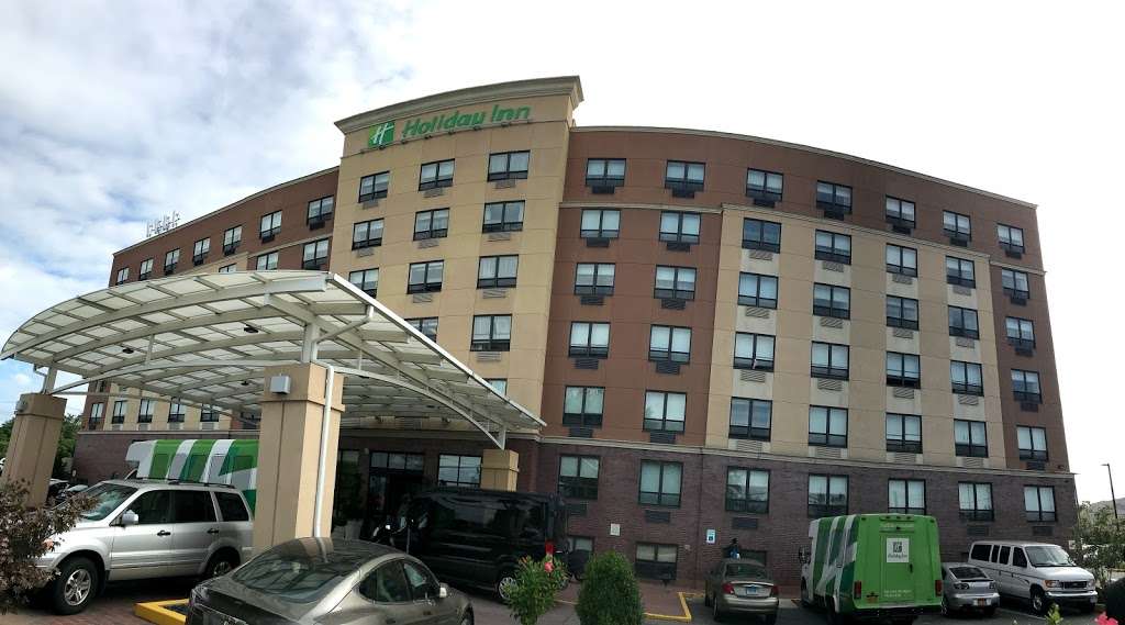 Holiday Inn New York JFK Airport | 154-71 Brookville Blvd, Rosedale, NY 11422, USA | Phone: (718) 712-0100