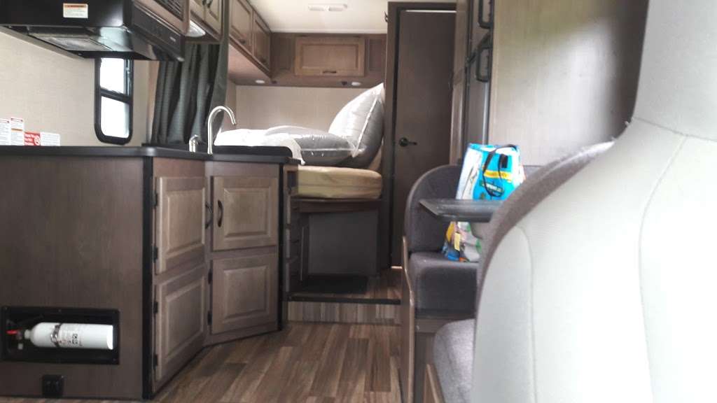 Cruise America RV Rental & Sales | 8000 Wellingford Dr, Manassas, VA 20109, USA | Phone: (703) 392-1449