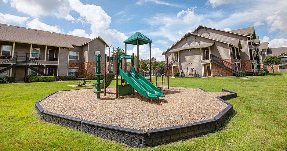 Villages at Louetta Apartments | 5015 Louetta Rd, Spring, TX 77379, USA | Phone: (844) 744-1325