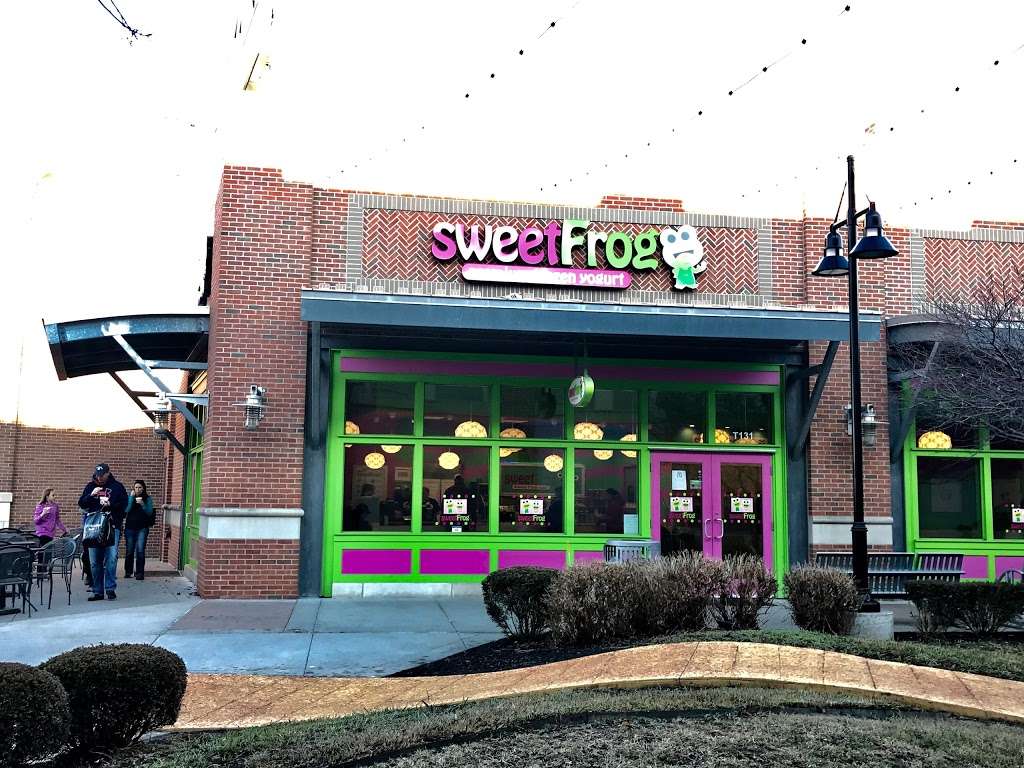 Sweet Frog Legends Kansas City | 1829 Village West Pkwy #131, Kansas City, KS 66111, USA | Phone: (913) 287-1000