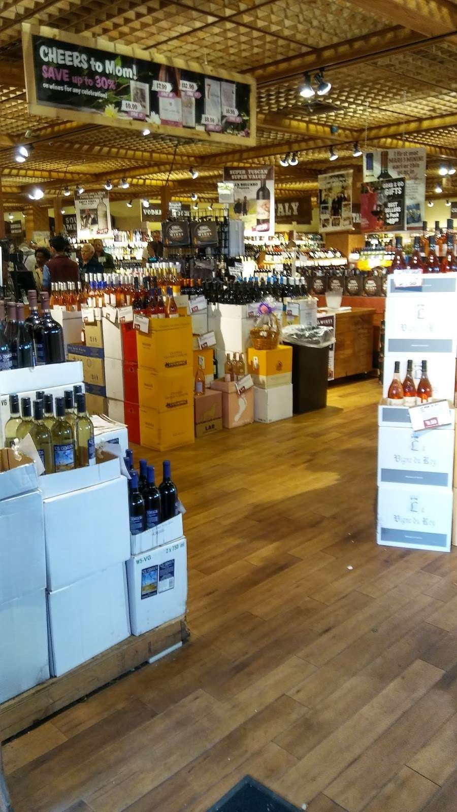 Stew Leonards Wines & Spirits of Yonkers | 1 Stew Leonard Dr #1, Yonkers, NY 10710, USA | Phone: (914) 375-4713