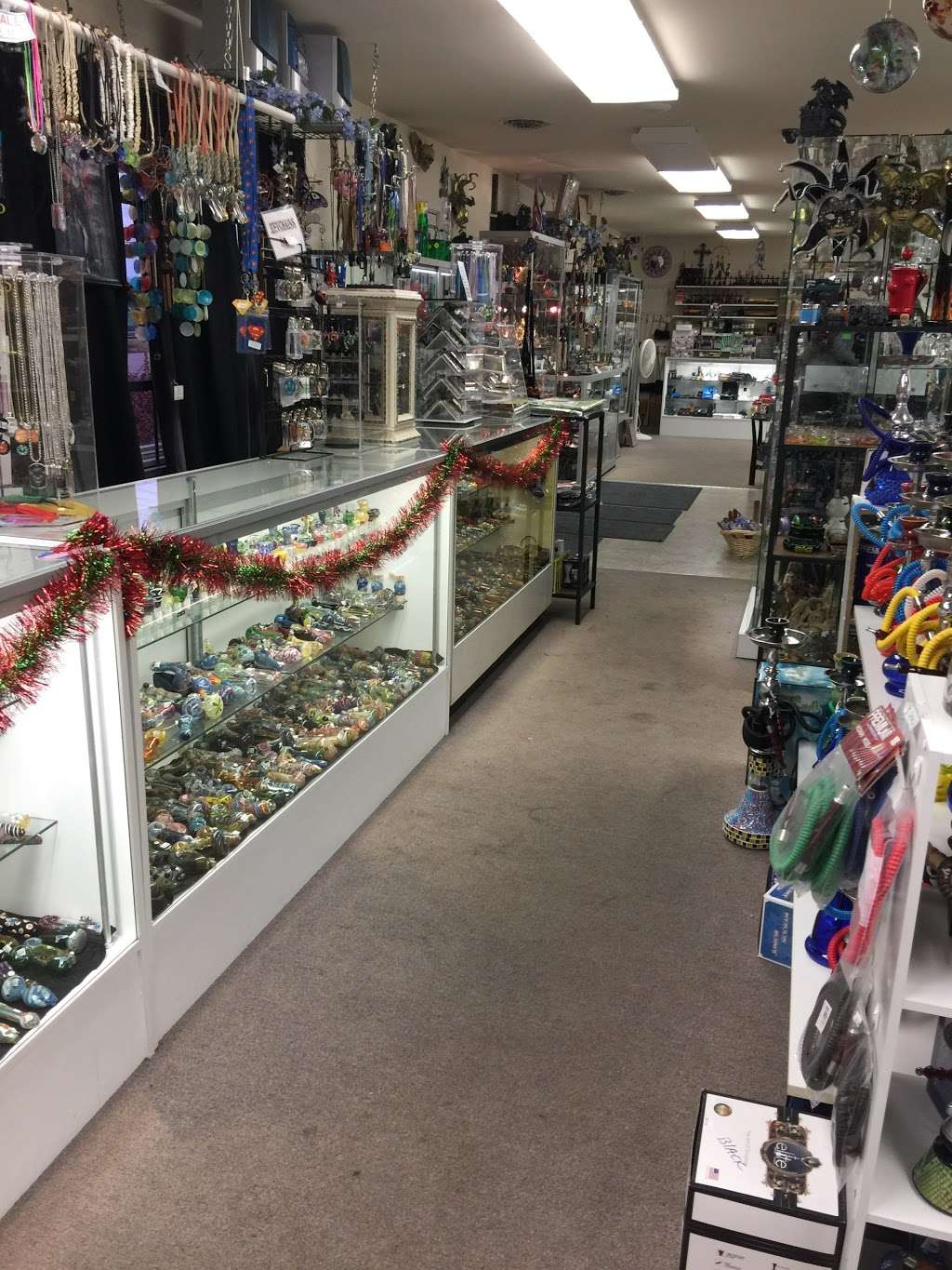 Crystal Dragon Fine Smoking Accessories & Gifts | 3050 N Dupont Hwy # C, Dover, DE 19901 | Phone: (302) 730-1264