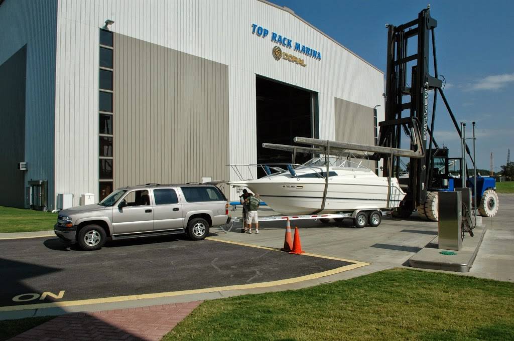 Top Rack Marina | 5532 Bainbridge Point, Chesapeake, VA 23320, USA | Phone: (757) 227-3041