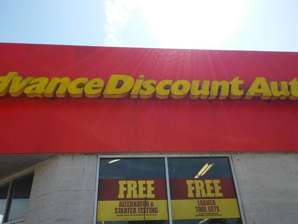 Advance Auto Parts | 1900 E Osceola Pkwy, Kissimmee, FL 34743, USA | Phone: (407) 348-6690