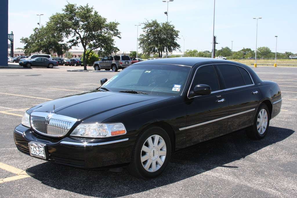 ETI Limousine & Charter Services | 5550 Rittiman Rd, San Antonio, TX 78218 | Phone: (210) 599-9999