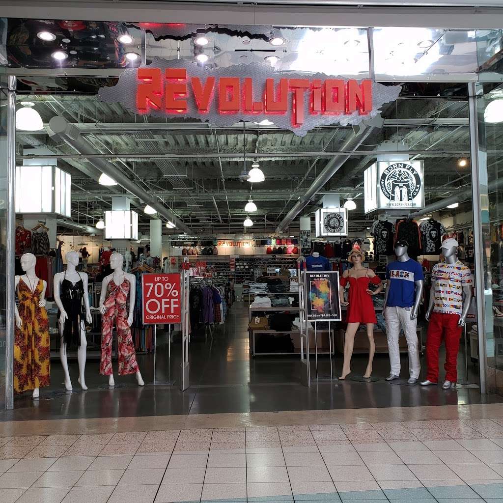 Revolution | 3030 Plaza Bonita Rd #1400, National City, CA 91950, USA | Phone: (619) 475-2494