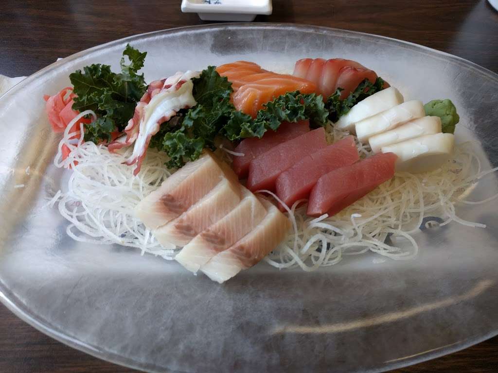 Soons Sushi Cafe | 2100 54th St, Kenosha, WI 53140, USA | Phone: (262) 658-0220