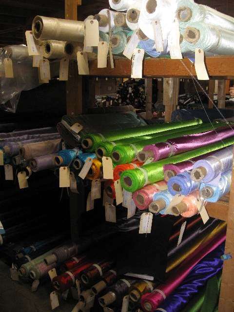 Vogue Fabrics Wholesale Warehouse | 618 Hartrey Ave, Evanston, IL 60202, USA | Phone: (847) 864-1270