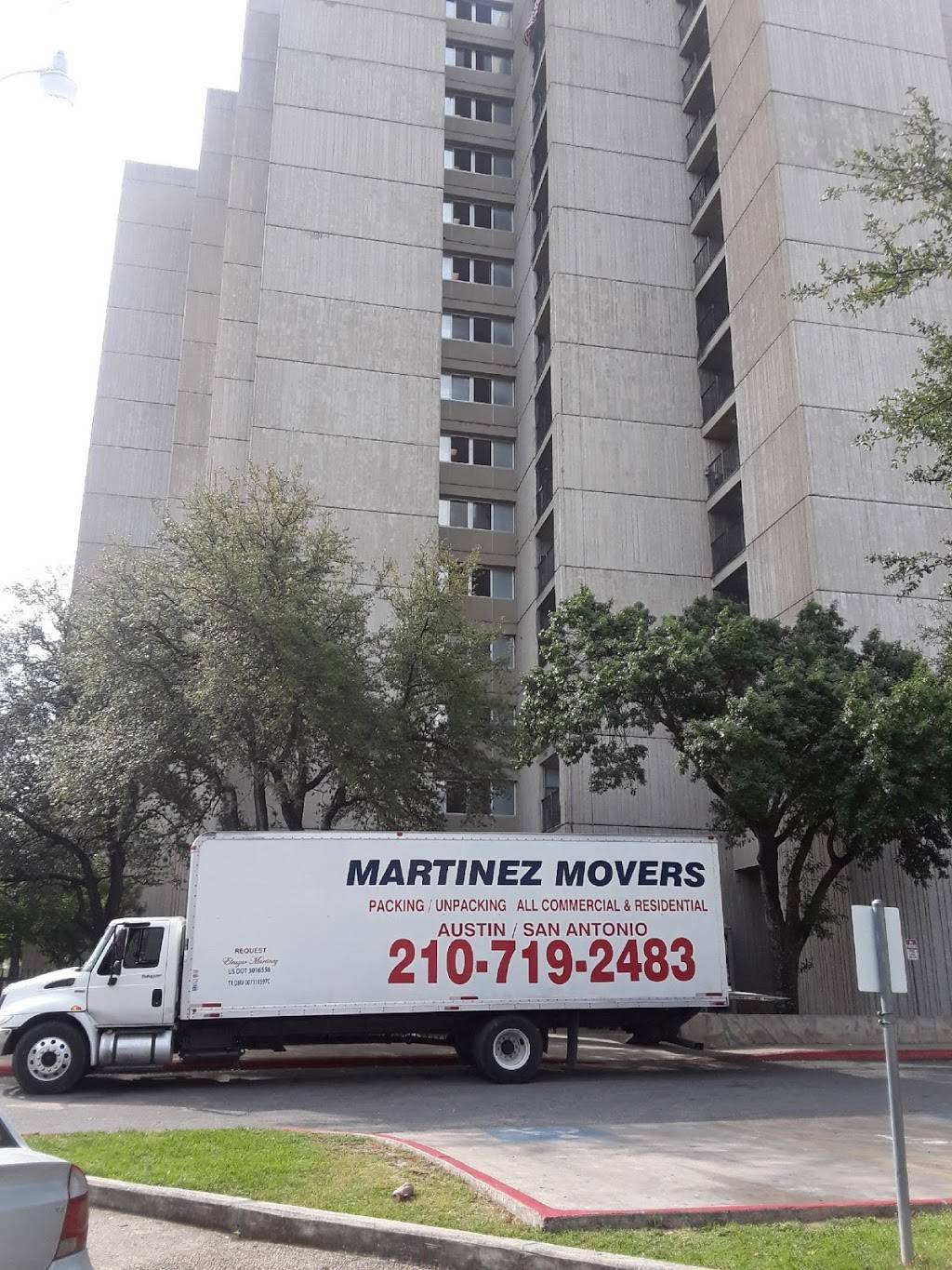 Martinez Movers | 515 Coleman St, San Antonio, TX 78208, USA | Phone: (210) 719-2483