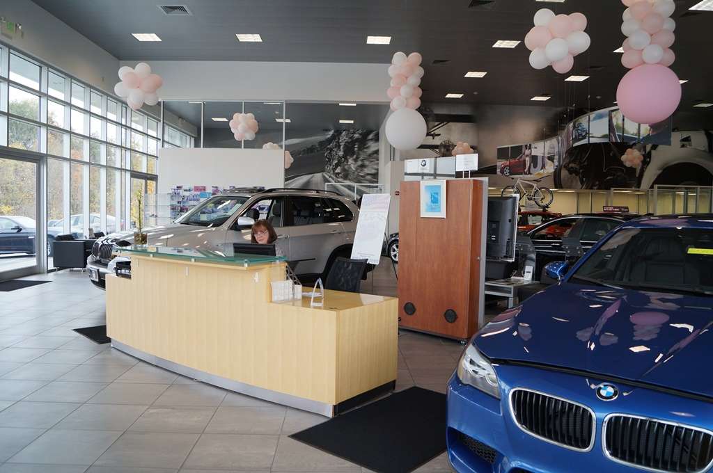 BMW of Catonsville | 6700 Baltimore National Pike, Catonsville, MD 21228, USA | Phone: (844) 221-1352