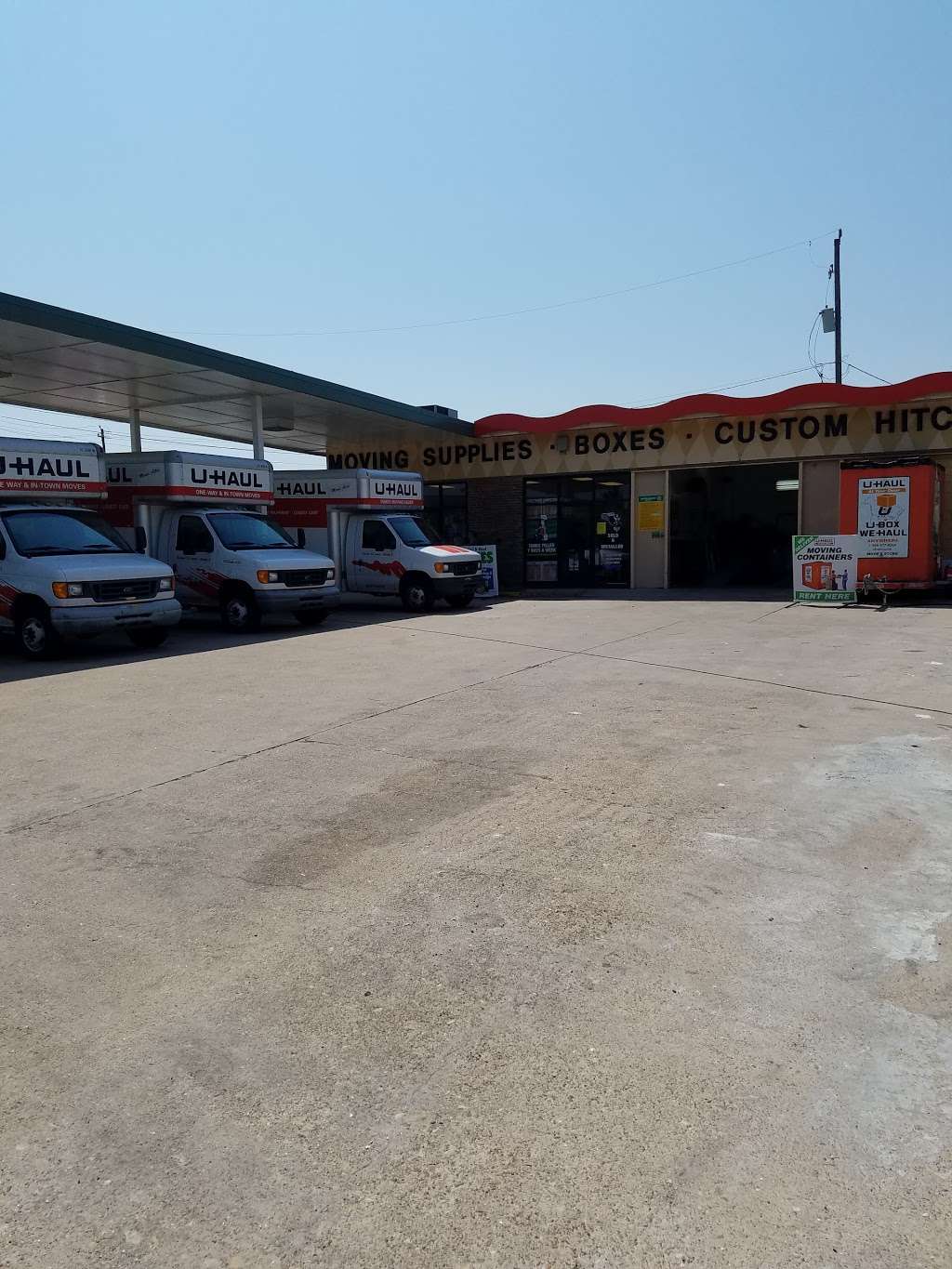 U-Haul of Northshore | 13330 I-10, Houston, TX 77015 | Phone: (713) 453-3884