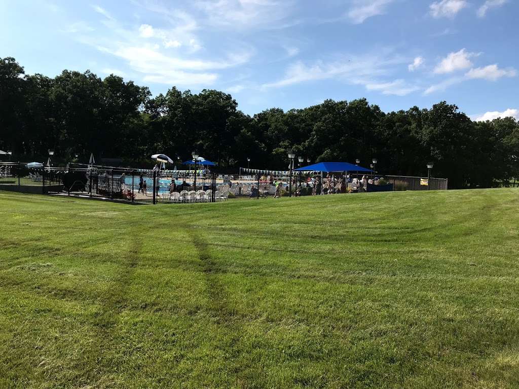 Harts Woods Park - Round Lake Area Park District | 814 Hart Rd, Round Lake, IL 60073, USA | Phone: (847) 546-8558
