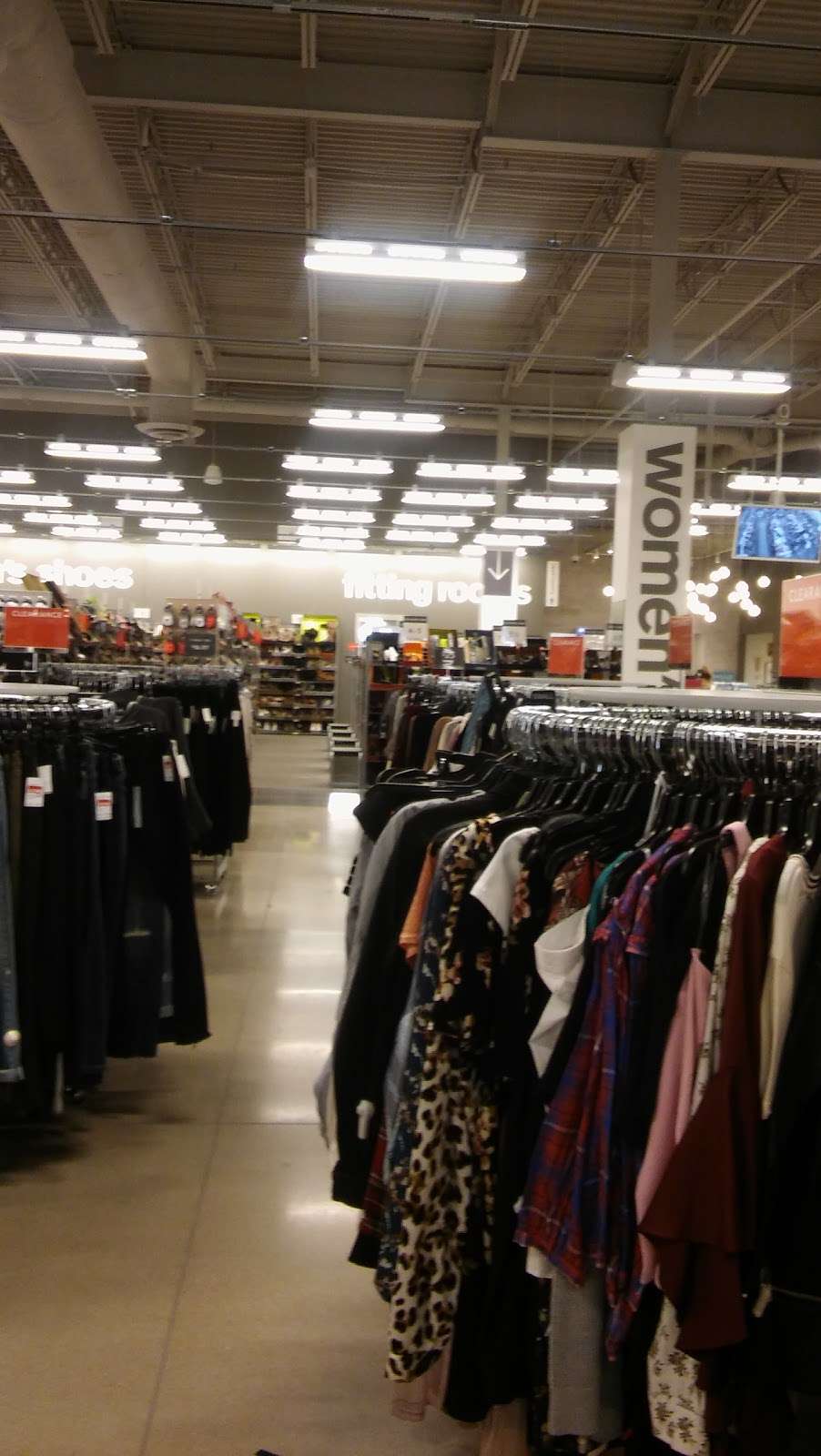 Nordstrom Rack Harlem Irving Plaza | 4250 N Harlem Ave, Norridge, IL 60706, USA | Phone: (708) 842-5300