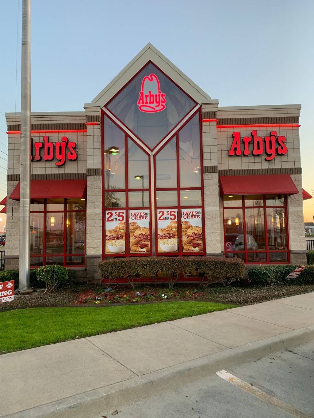 Arbys | 9441 Clifford St, Fort Worth, TX 76108, USA | Phone: (817) 367-1900