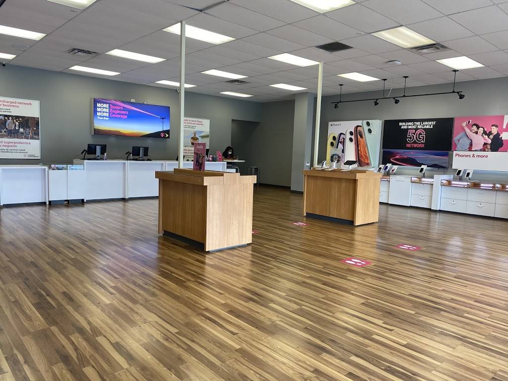 T-Mobile | 1138 Miller Park Way, West Milwaukee, WI 53214, USA | Phone: (414) 383-4236