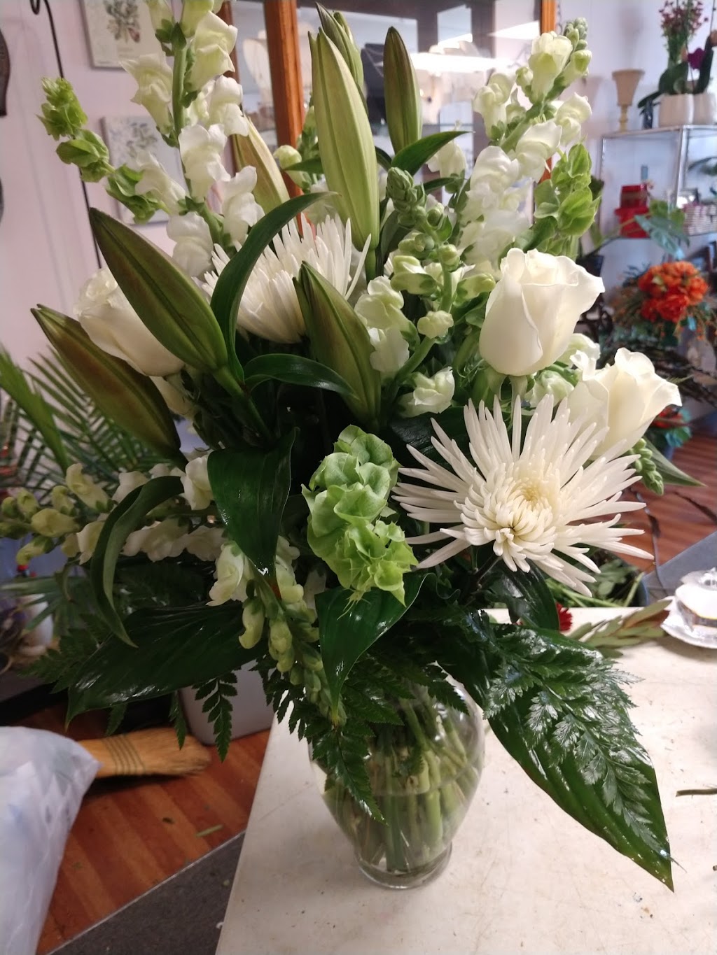 Anthony Wayne Floral & Gifts, LLC Pistols and Posies | 6778 Providence St, Whitehouse, OH 43571, USA | Phone: (567) 246-2289