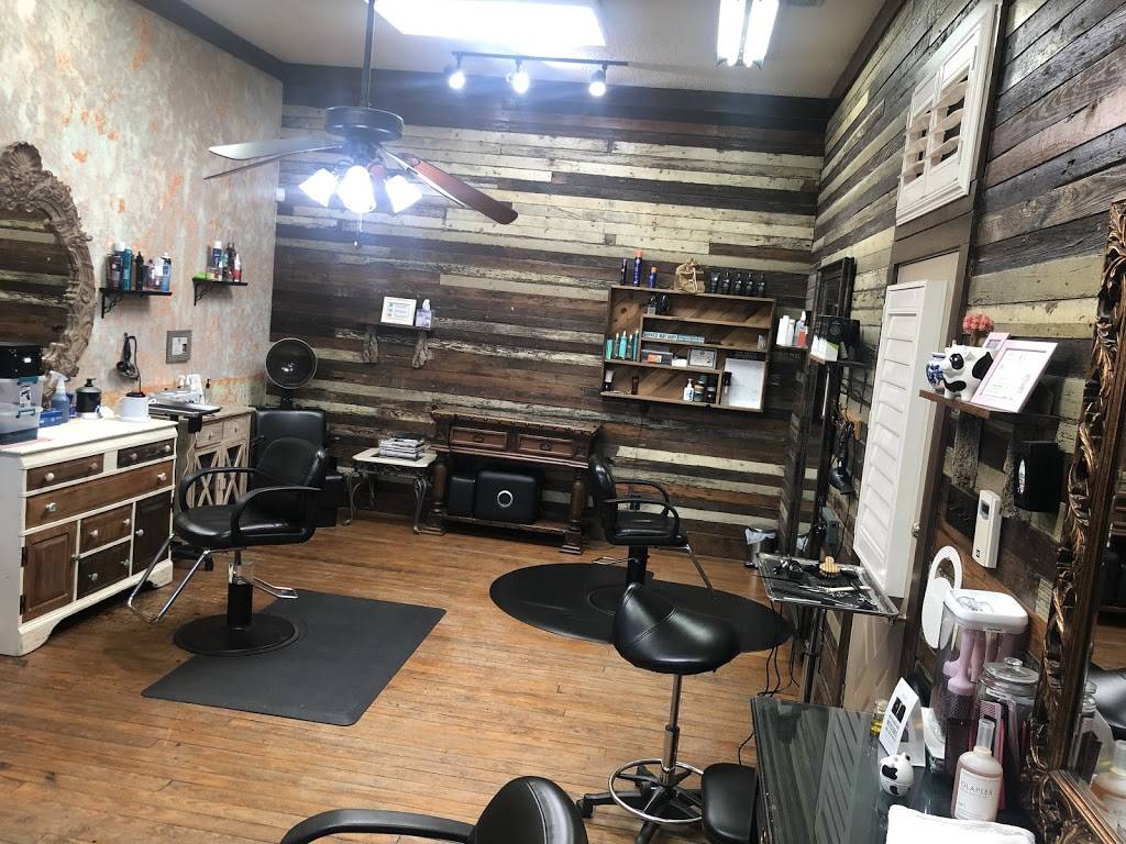 Studio 2020 Hair Salon | 2020 Bedford Rd, Bedford, TX 76021, USA | Phone: (817) 283-5551