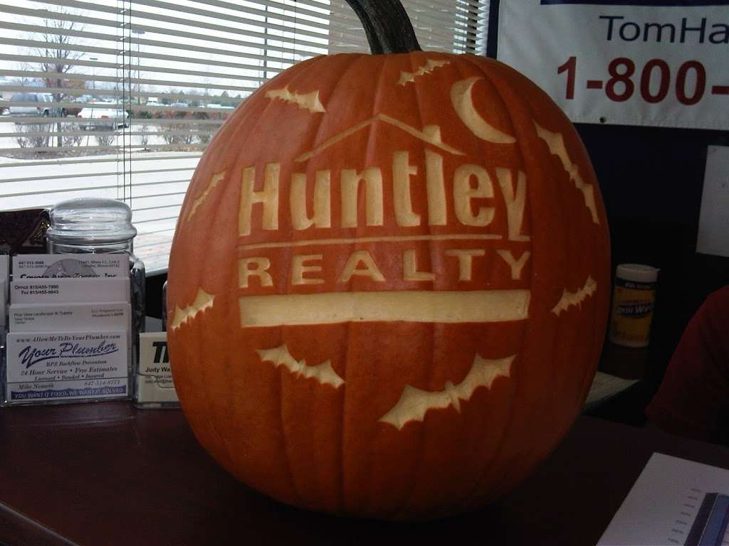 Huntley Realty, LLC. | 13320 Village Green Dr, Huntley, IL 60142, USA | Phone: (847) 669-4010