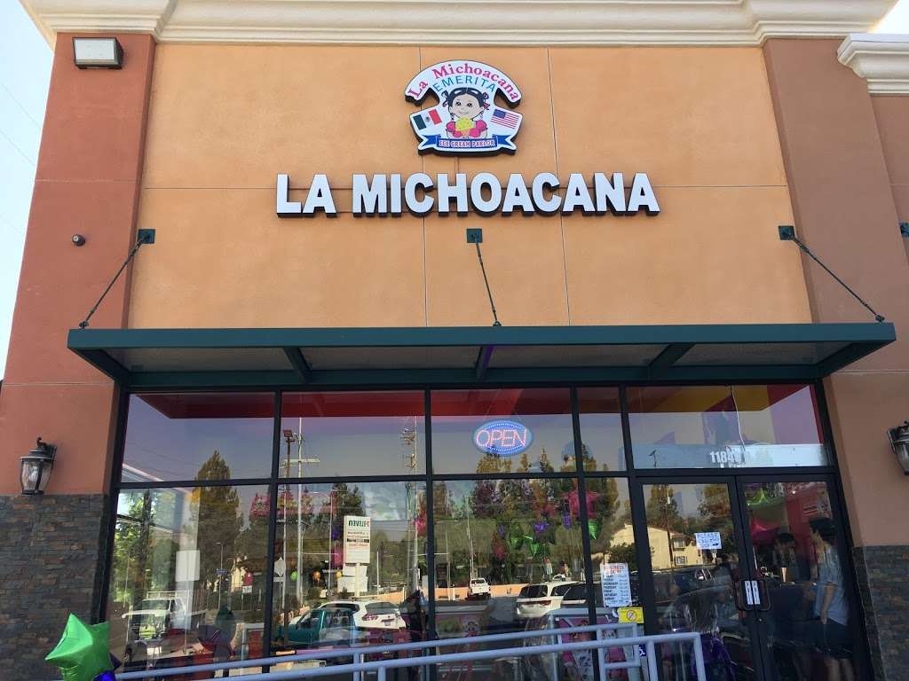 La Michoacana Ice Cream Parlor | 11840 Foothill Blvd unit h, Lake View Terrace, CA 91342 | Phone: (747) 274-1043