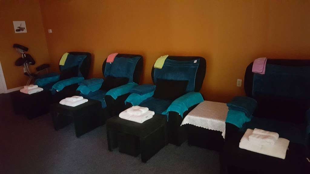 Golden Lotus Massage | 4040 Quakerbridge Rd, Trenton, NJ 08619 | Phone: (609) 907-5188