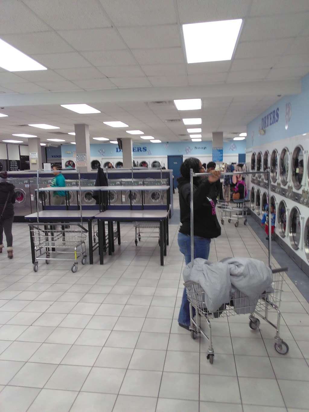 Quick Cycle Laundromat | 590 Torrence Ave, Calumet City, IL 60409 | Phone: (708) 933-6170