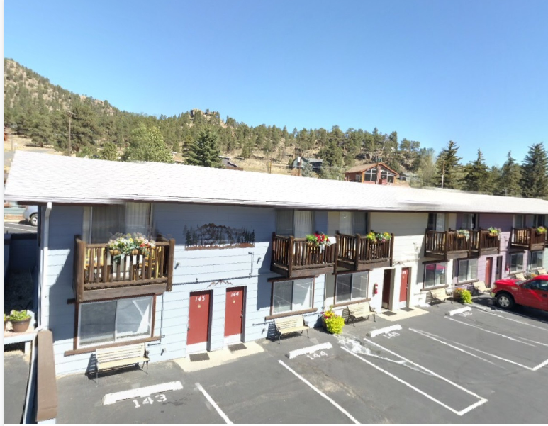 Alpine Trail Ridge Inn | 927 Moraine Ave, Estes Park, CO 80517, USA | Phone: (970) 586-4585