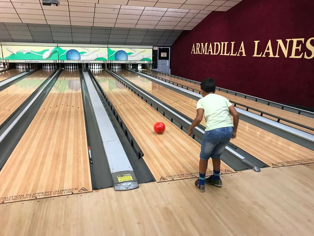 Armadilla Lanes II - bowling alley  | Photo 7 of 10 | Address: 10055 Fuqua St, Houston, TX 77089, USA | Phone: (713) 944-7100