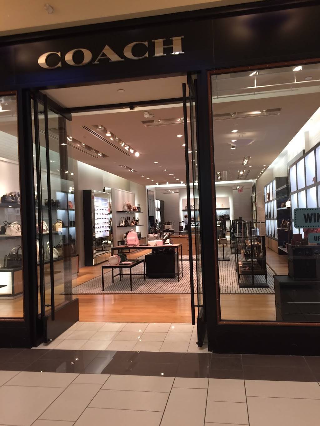 Coach | 432 Orland Square Dr #D07A, Orland Park, IL 60462, USA | Phone: (708) 349-1053
